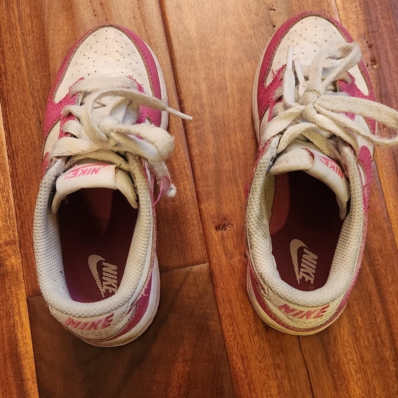 Nike Dunk Low - Picture 5 of 7